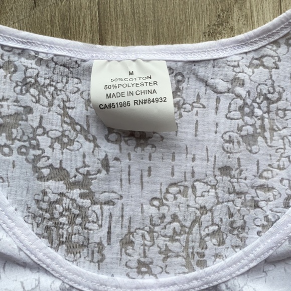 2 white Ts - Picture 2 of 4